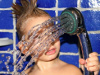 С какого возраста ребенок должен мыться сам: слово психологу