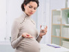 Ежедневные таблетки аспирина спасут жизнь беременным