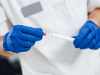 Гинеколог из США скрыл от пациентки, что заменил донорскую сперму своей
