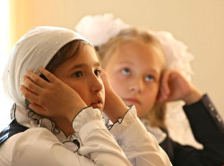 Путин прокомментировал вопрос о ношении платков в школах